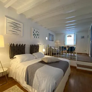 La Casetta Del Porto Apartment